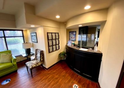 Lane & Associates Family Dentistry - Raleigh Ridge Rd
