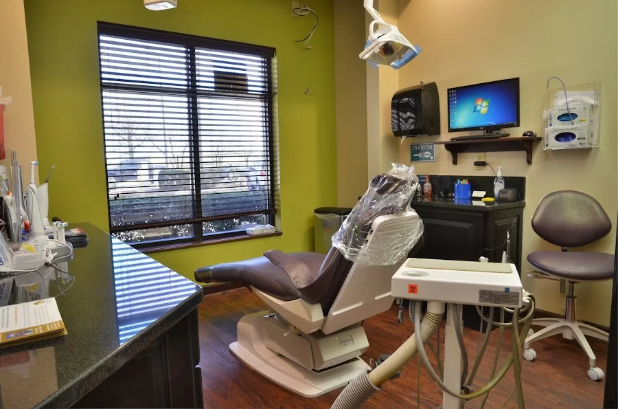 Lane & Associates Family Dentistry - Raleigh Ridge Rd 5