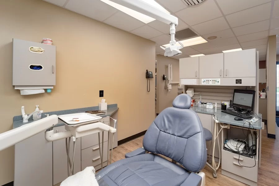 DILLARD DENTAL SERVICES 4