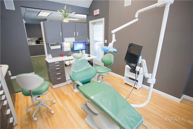 Colonnade Dental 8