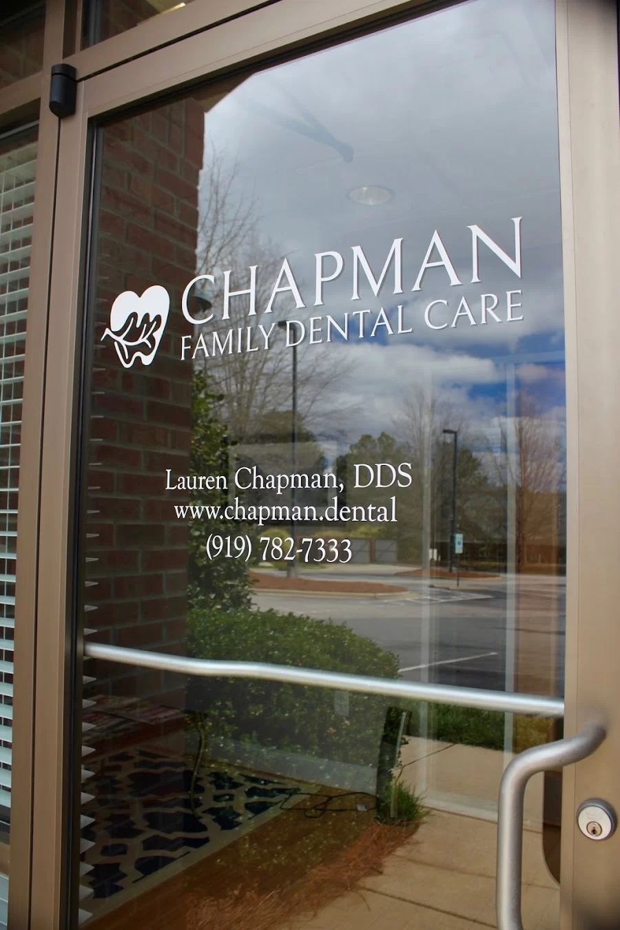 Chapman Implant & Comprehensive Dentistry 9