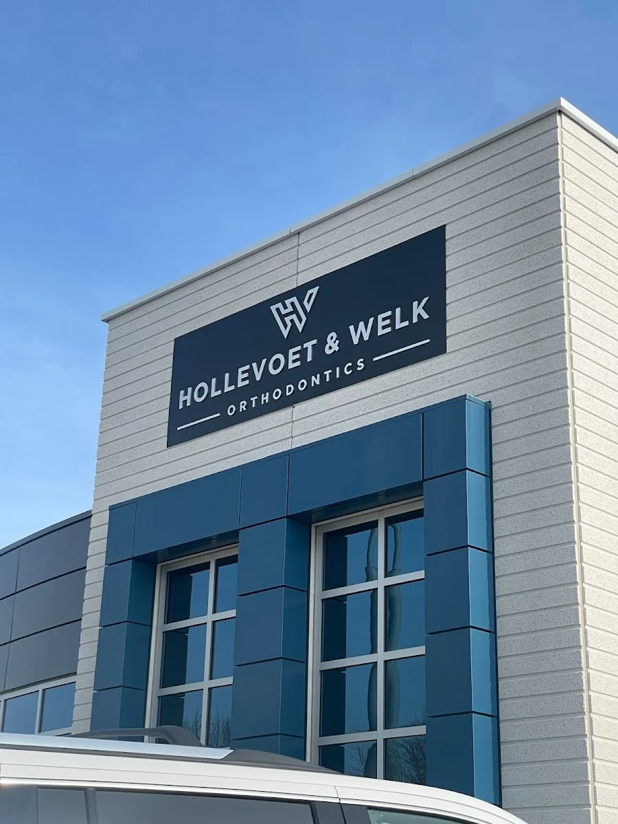 Hollevoet & Welk Orthodontics 4