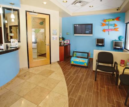 Growing Grins Pediatric Dentistry