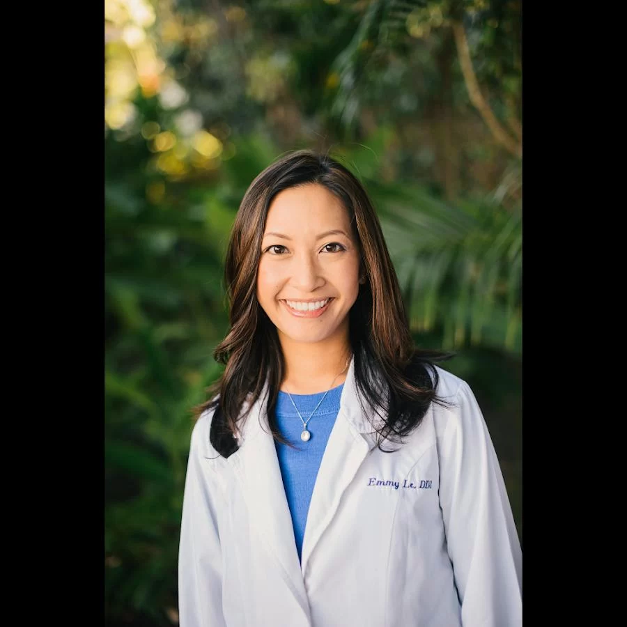 Dr. Emmy Le DDS and Dr. Bich Le DDS 5