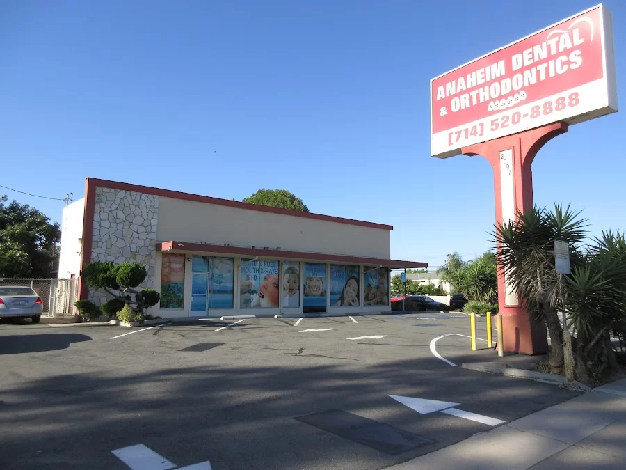 Anaheim Dental & Orthodontics Picture 5