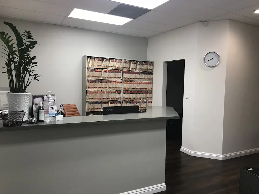 Del Amo Dental Care 1