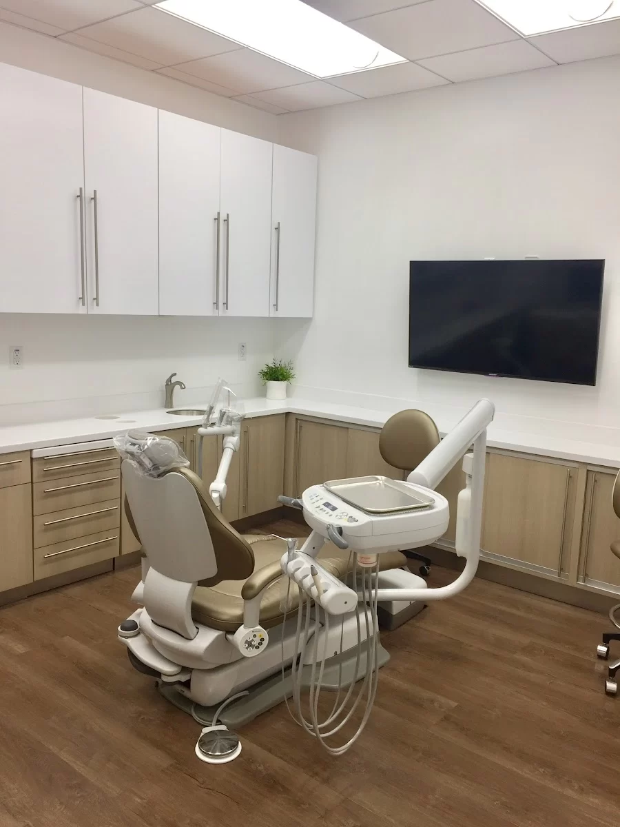 M Dental Group & Orthodontics Anaheim 8