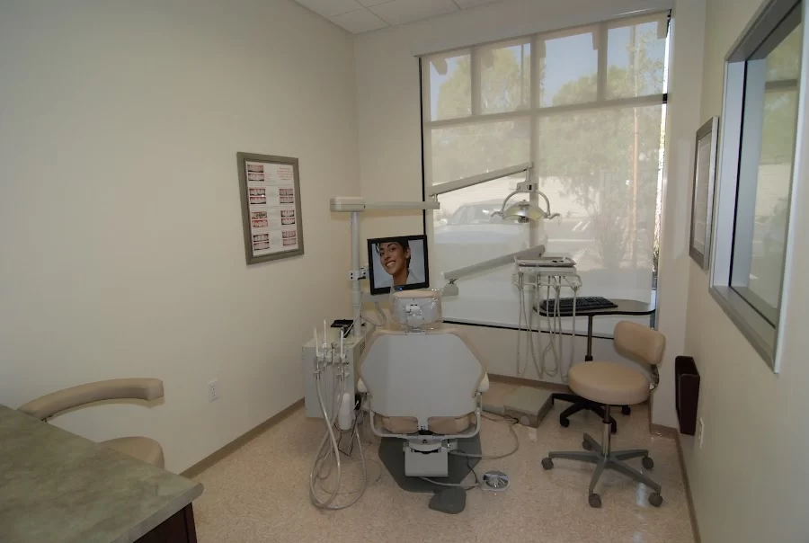 Glendora Smiles Dentistry and Orthodontics 3