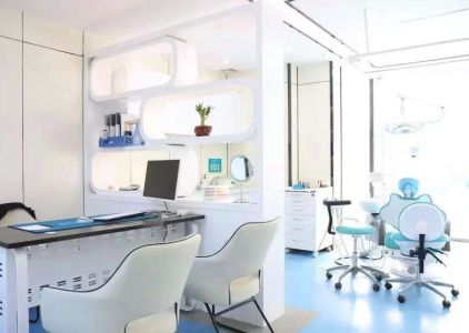Dentist (DENTISTA)罗兰岗牙医牙科標準齒科醫院