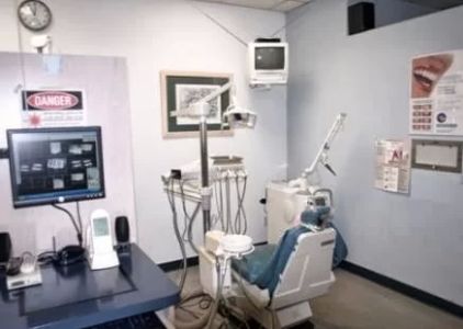 Benjamin & Marisa Choy Dental Office