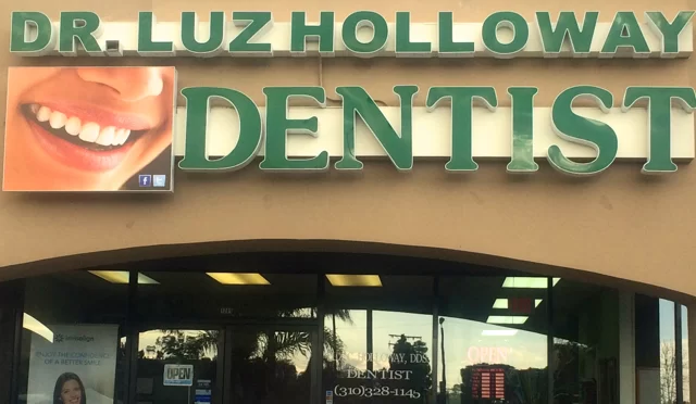 Luz C Holloway DDS 2