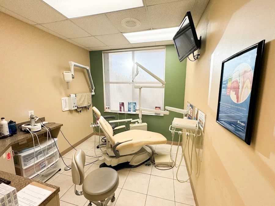 Towncare Dental of Fort Myers 9