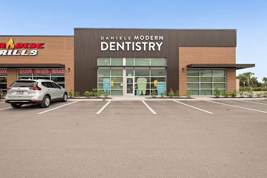 Daniels Modern Dentistry 7