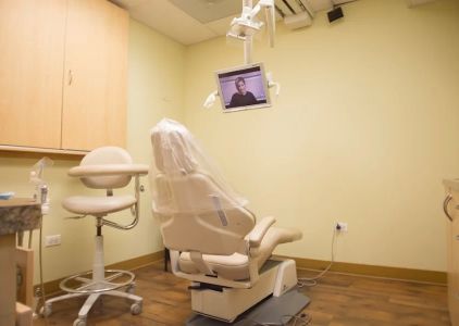 Forever Dental - Archer Avenue