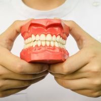 Aesthetic & Reconstructive Dental Associates ico