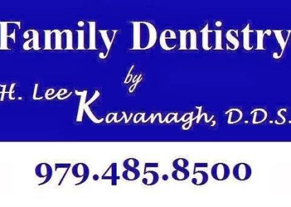 Family Dentistry by Kavanagh H Lee DDS