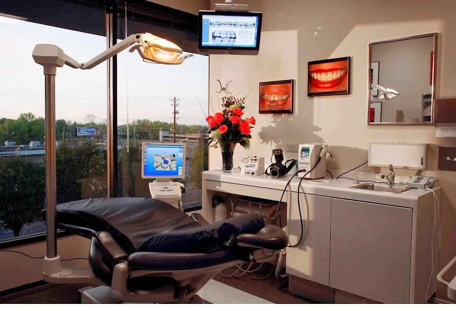 Accent Smile Center 3