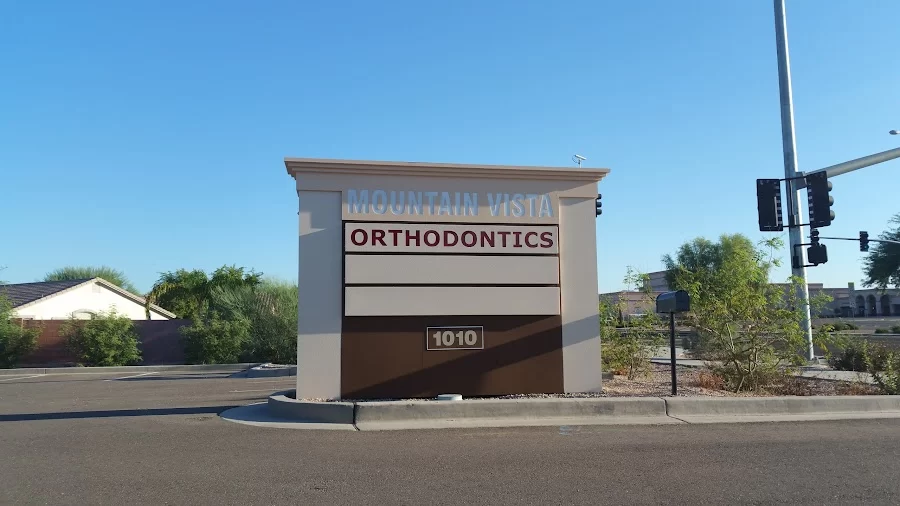 Braces R Us Orthodontics - Dr. Troy Williams 4