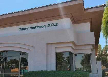 Dr. Tiffani Tonkinson, DDS