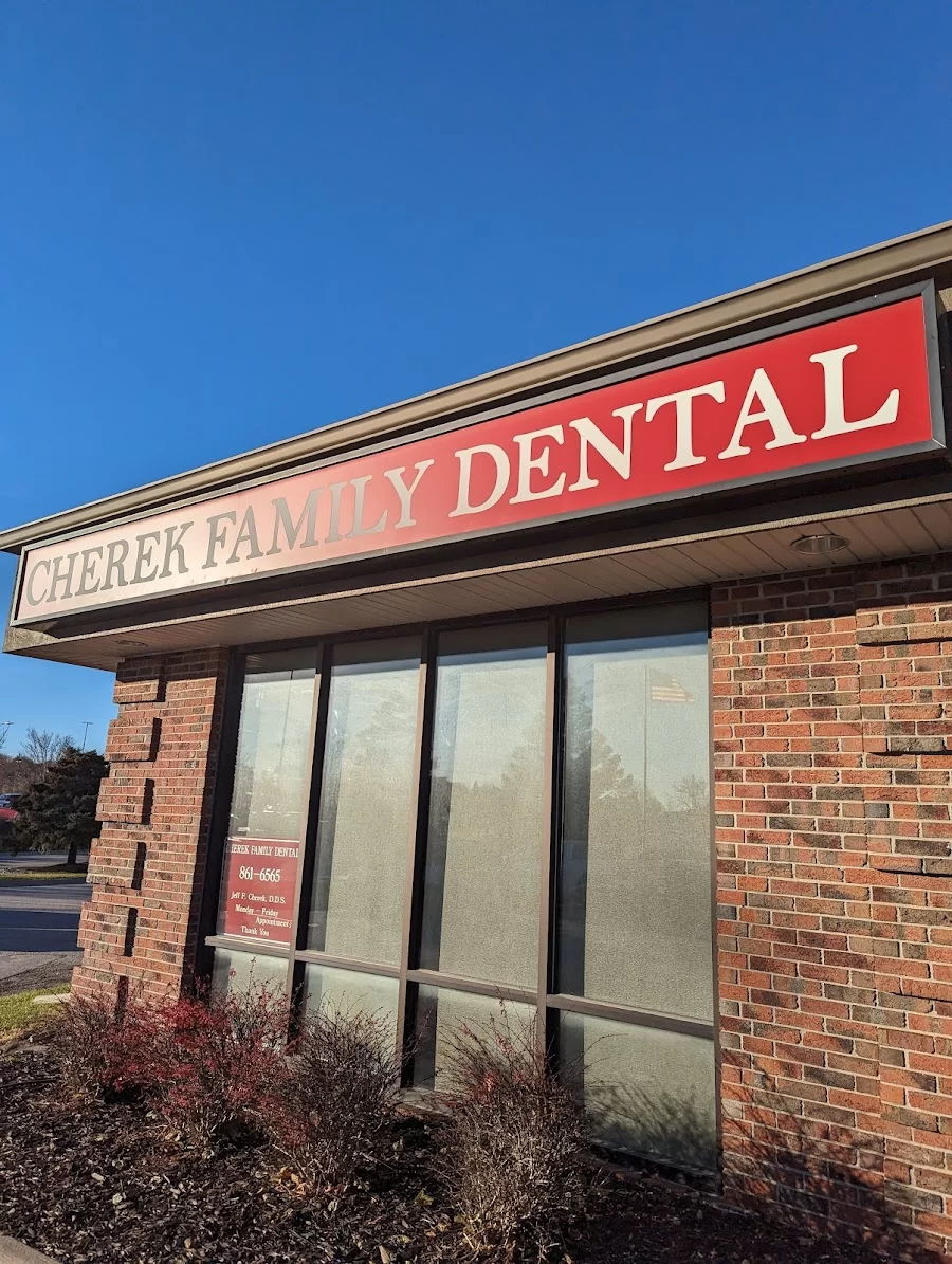 Lindgren Dental 3