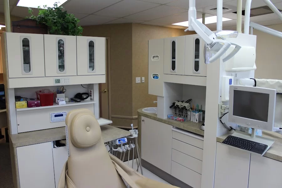 Warr Dental 4