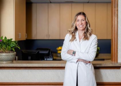 Crosswoods Dental: Carolyn Molzahn DDS