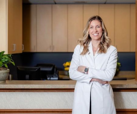 Crosswoods Dental: Carolyn Molzahn DDS