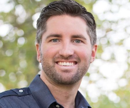 Dr. Scott Reid