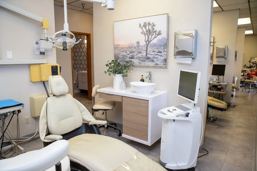 Fine Dentistry Las Vegas - Paradise - Clark County 8