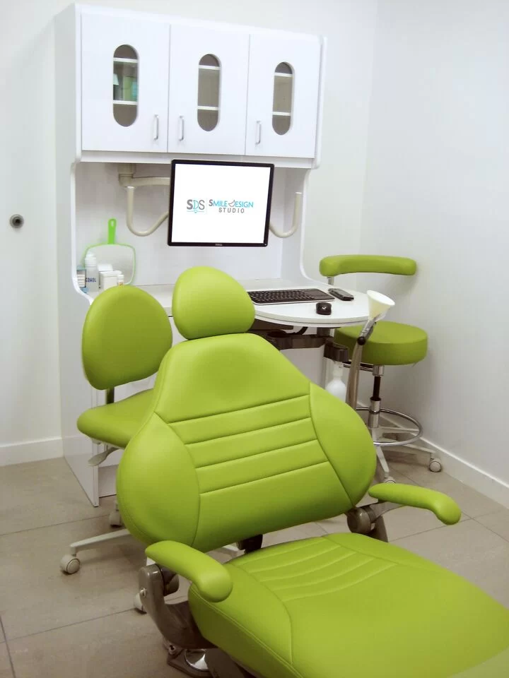 Smile Design Studio / Jessica Lizana, DDS 3
