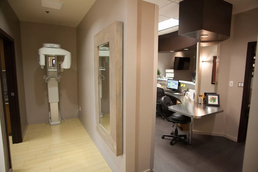 The Kargodorian Smile Design Institute Picture 3