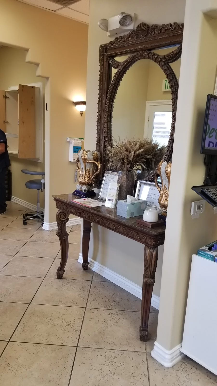 Devonshire Dental Group and Implant Center Picture 10