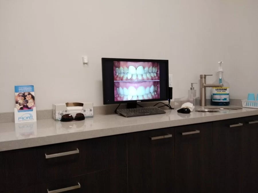 Dr. Omid R. Kashani, DDS - Dental Care 2000 Plus, Monrovia Picture 4