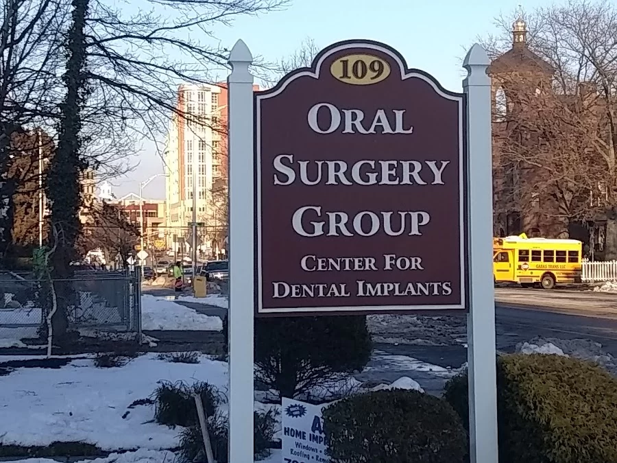 Oral Surgery Group, Dental Implants & Wisdom Teeth 8