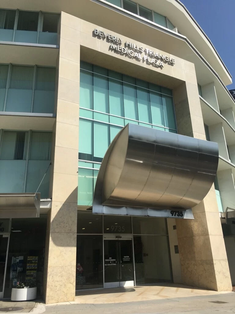 Saghi Parham D.D.S. - Beverly Hills Cosmetic & Restorative Dentistry 6