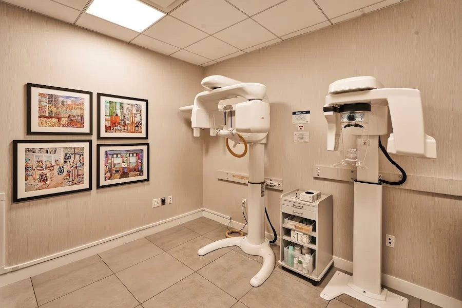 Santa Monica Center for Oral Surgery and Dental Implants 4