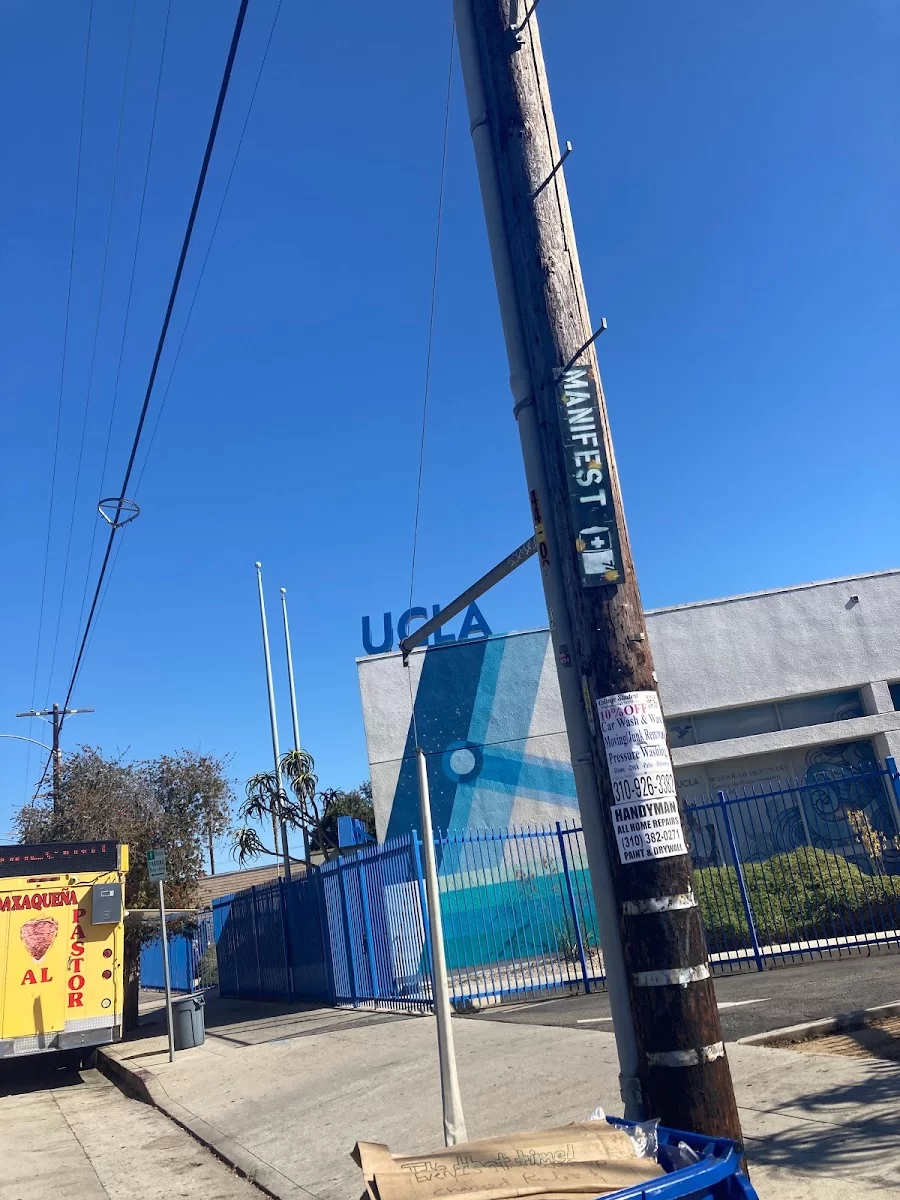 UCLA Venice Dental Center Picture 3