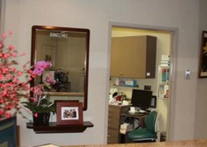 Bo Macdonald, DDS