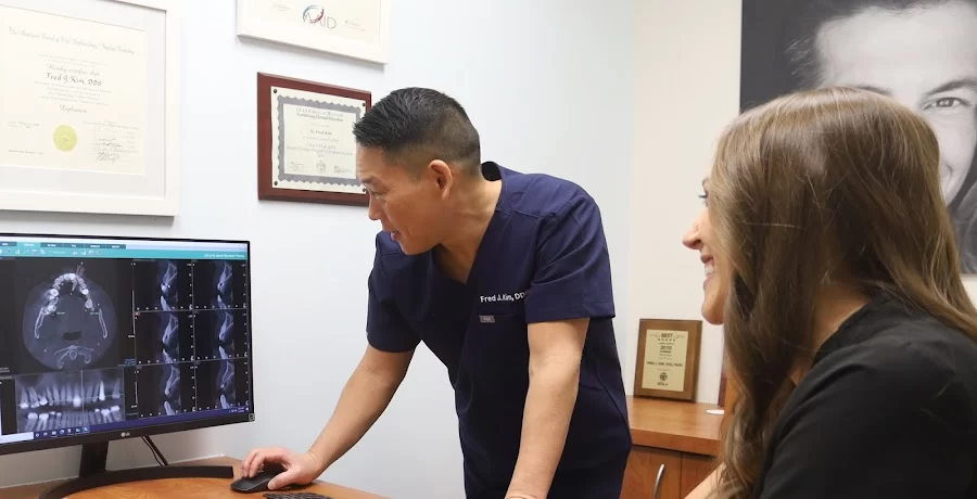 Pacific Smiles Dental Implant Center Picture 3