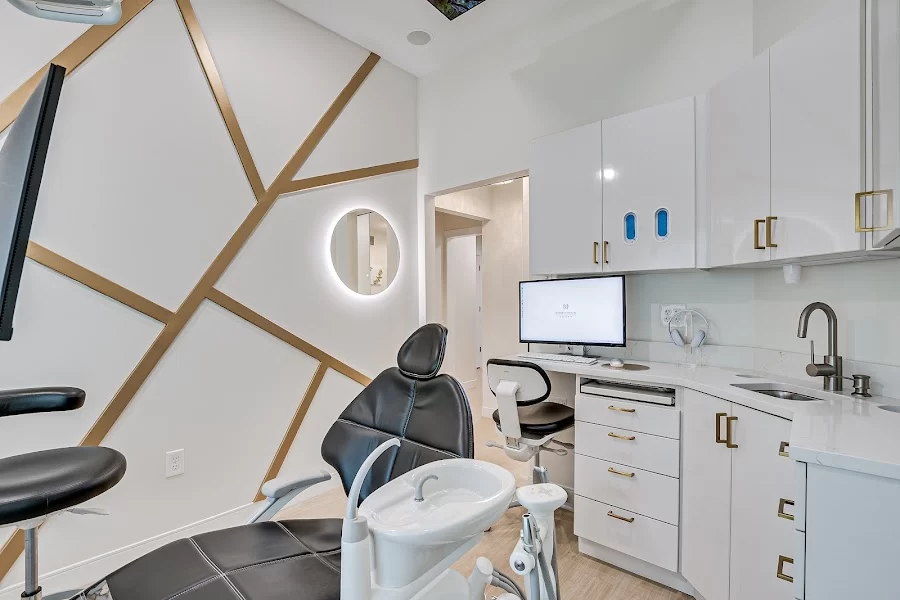 Matawan Dental Galleria 1