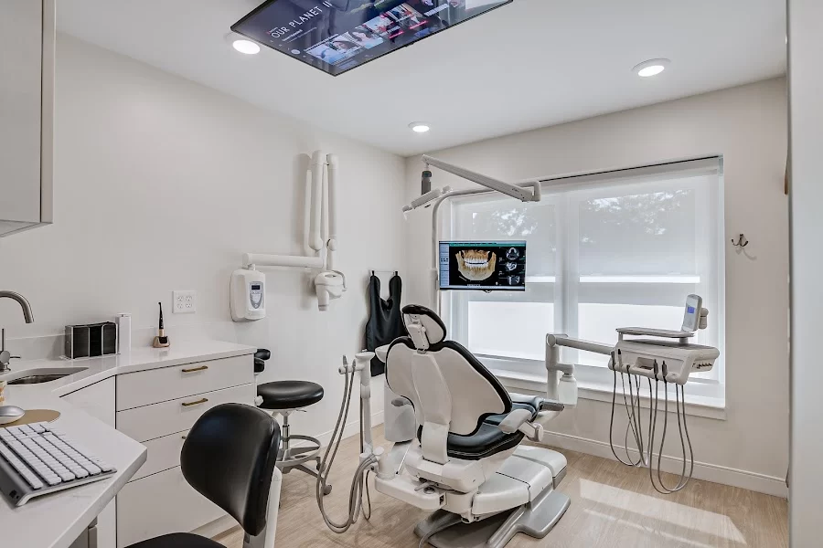 Matawan Dental Galleria 4