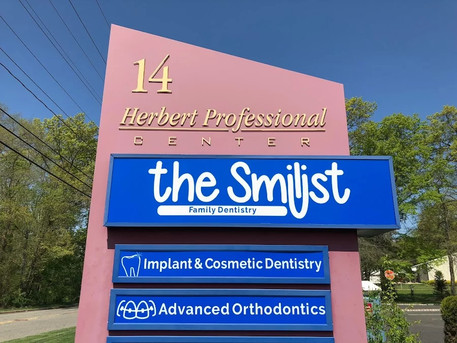 The Smilist Dental Marlboro 7