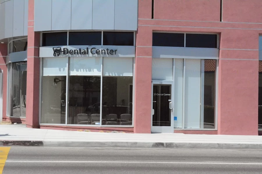 e-Dental Center Picture 2