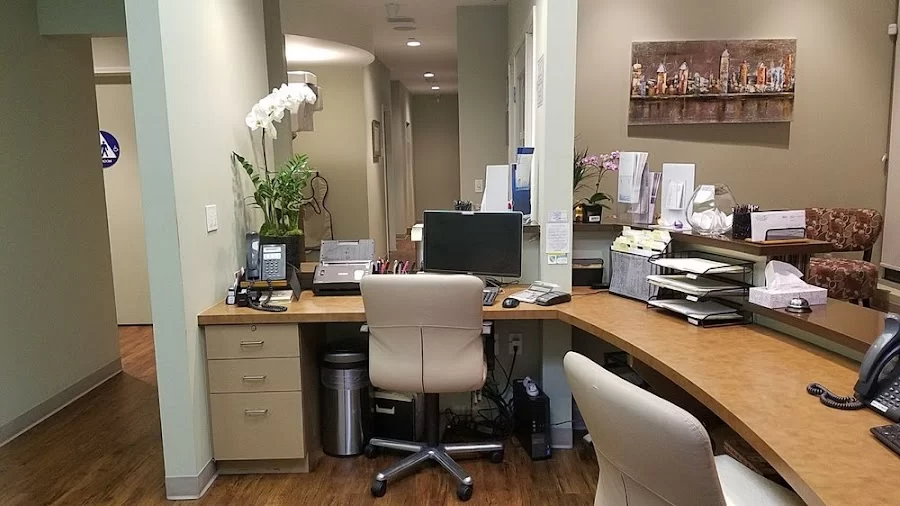 e-Dental Center Picture 7
