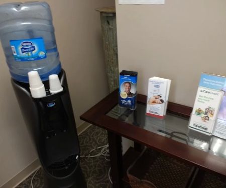 Dr Phillips Periodontics & Implants: Lee Christopher DMD