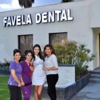 Favela Dental ico