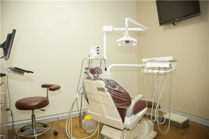 Dental Center of Highland Park 6