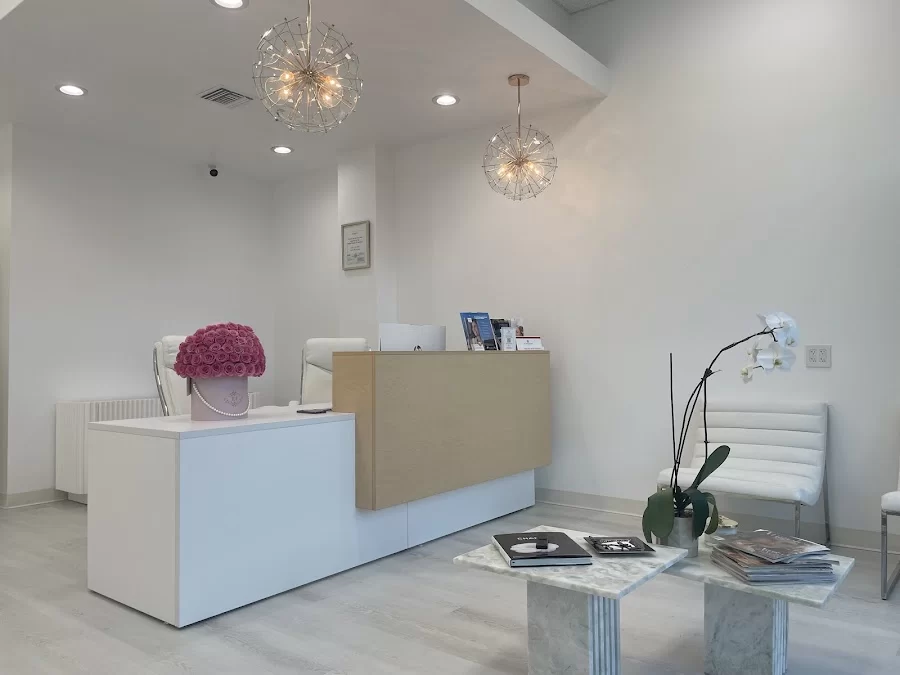 DENTIQUE calabasas 1