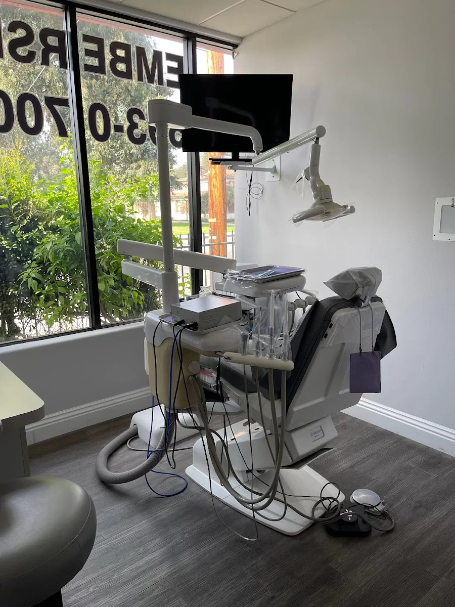 A-Dental Center 8