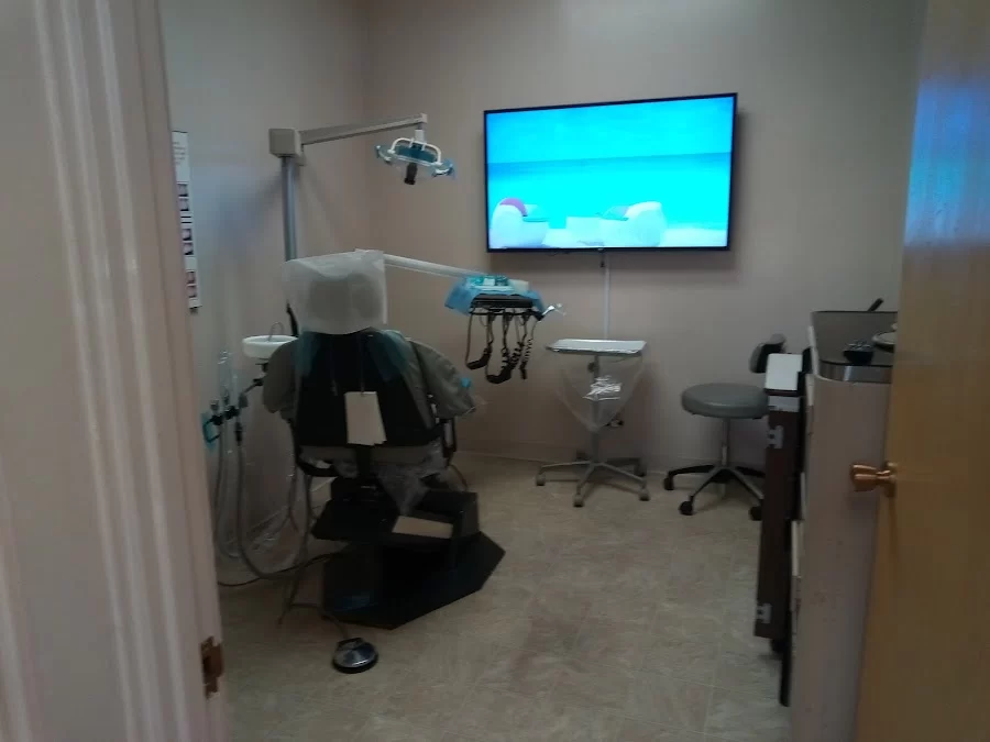 North Hills Dental Center 1